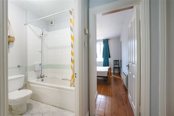 20 Stearne House, Deans Court, Christchurch, Dublin 8