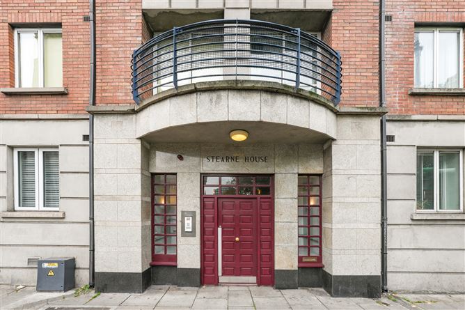 20 Stearne House, Deans Court, Christchurch, Dublin 8