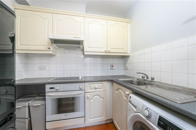 20 Stearne House, Deans Court, Christchurch, Dublin 8