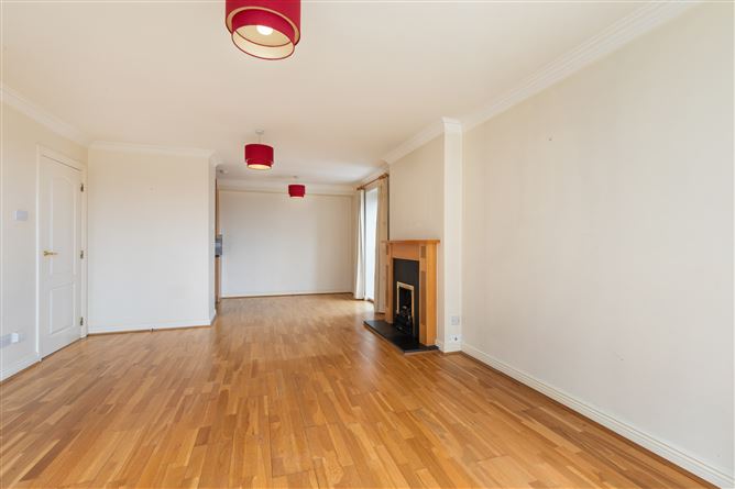 9 Glen Court, Stepaside Park, Stepaside, Dublin 18