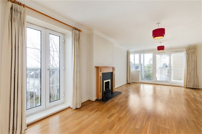 9 Glen Court, Stepaside Park, Stepaside, Dublin 18