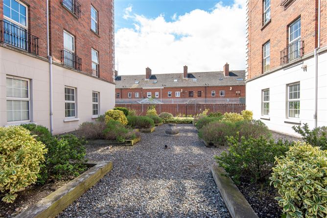 Photo 17 of 22 — Apartment 95, Block 3, Custom Hall, Gardiner Street Lower, North City Centre, Dublin 1