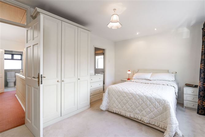 Photo 20 of 40 — 13 Rathfarnham Wood, Rathfarnham, Dublin 14