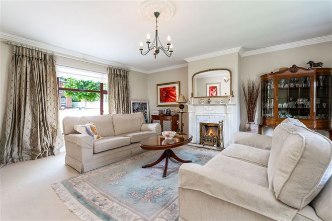 13 Rathfarnham Wood, Rathfarnham, Dublin 14