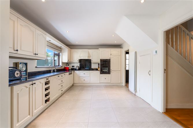 Photo 7 of 40 — 13 Rathfarnham Wood, Rathfarnham, Dublin 14