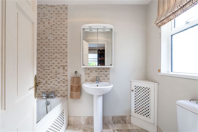 Photo 21 of 40 — 13 Rathfarnham Wood, Rathfarnham, Dublin 14