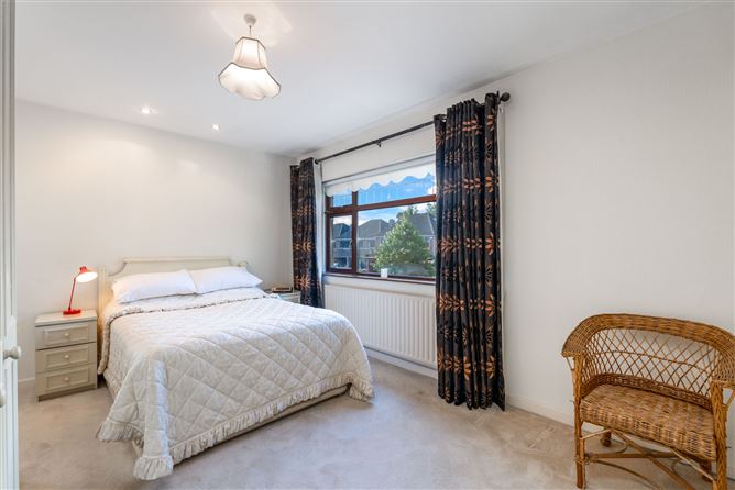 Photo 18 of 40 — 13 Rathfarnham Wood, Rathfarnham, Dublin 14