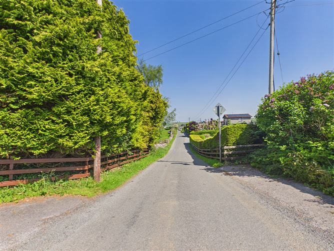 Photo 22 of 25 — Earlspark, Loughrea, Co. Galway