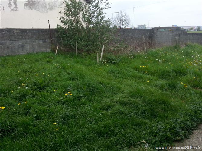 Photo 6 of 7 — Glenfield Drive, Clondalkin, Dublin 22