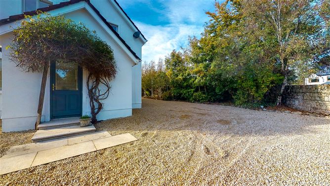 Riverfield Lodge, Convent Road, Delgany, Co. Wicklow