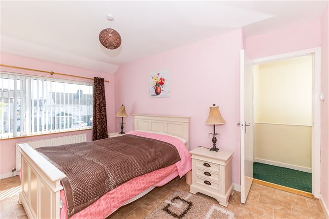 34 Lorcan Crescent, Santry, Dublin 9