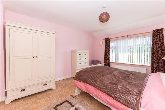 34 Lorcan Crescent, Santry, Dublin 9