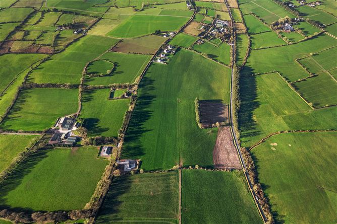 Ballyvaloon, Grenagh, Cork