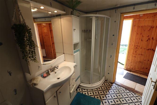 2 Chapel Street, Killaloe, Clare