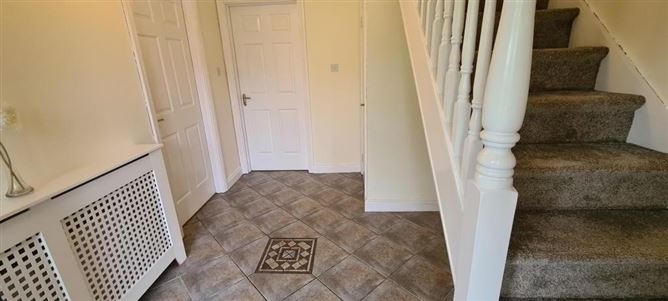 37 Shannon Grove, Carrick-On-Shannon, Leitrim