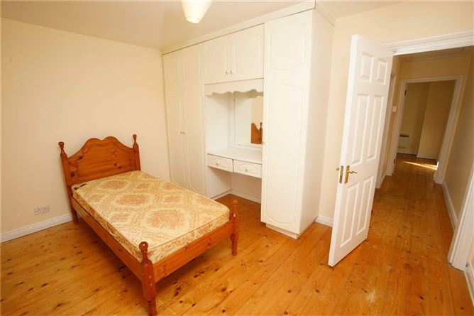 25 Pembroke Square, Tralee, Co. Kerry