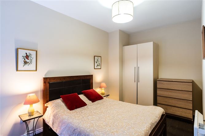 Apt 13, Belvedere Court, 30 North Great Georges St, Dublin 1, Dublin