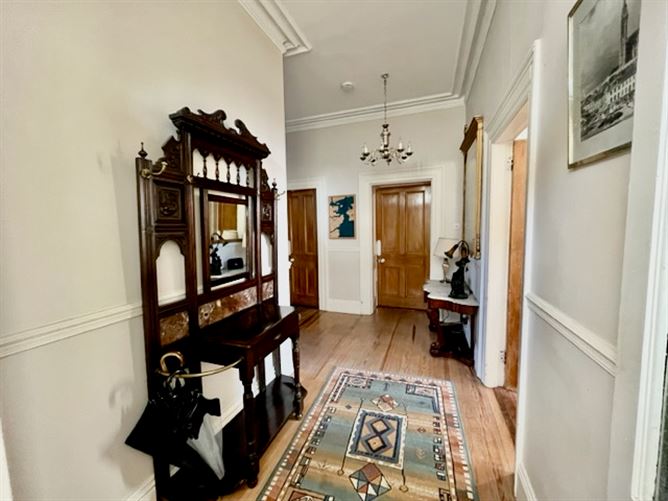 Rosenburg Low Road, Cobh, Cork