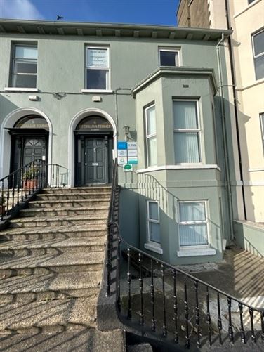 https://photos-a.propertyimages.ie/media/5/7/8/4744875/51e5c457-04af-4150-8fc8-05d40dc9dd80_l.jpg