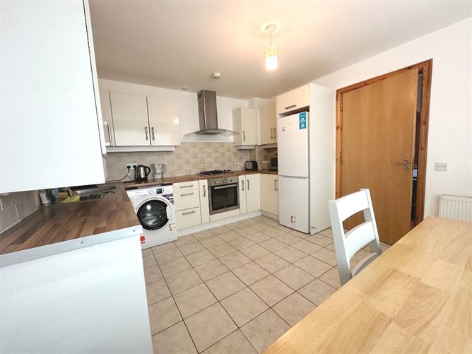 14 Castlegate Lawn, Adamstown, Co. Dublin