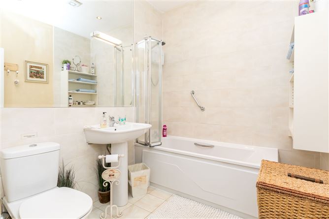 84 Castleheath, Malahide, County Dublin