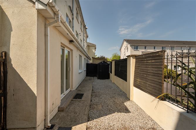 6 Ivy Grove, Broomfield Village, Midleton, Cork