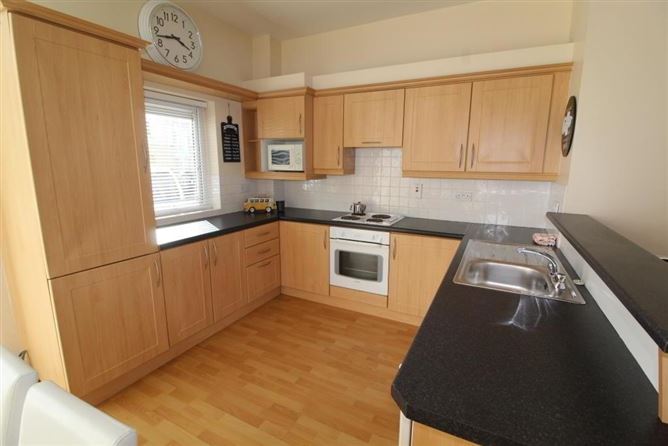 13 Inver Geal, Carrick-On-Shannon, Leitrim