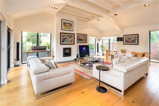 Lisadell, Tuites Lane, Old Golf Links Road, Blackrock, Co. Louth