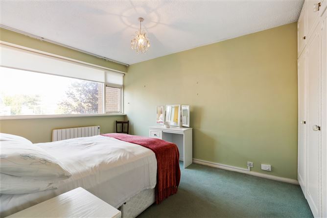 23 Seabank Court, Sandycove, Co. Dublin