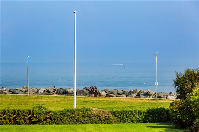 23 Seabank Court, Sandycove, Co. Dublin