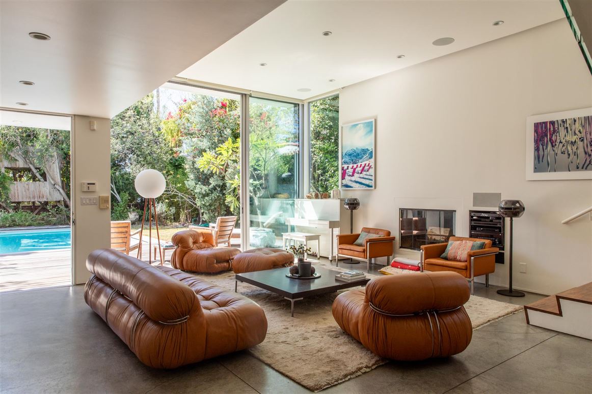Grayson Avenue,Los Angeles,California,USA
