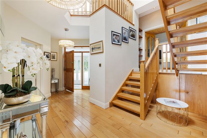 Trewithen Lodge on 5.5 acres & stables, Bonnettstown, Tullaroan Road, Co. Kilkenny