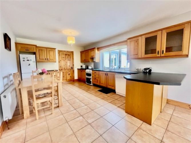 Mulroog West, Ballinderreen, Kilcolgan, County Galway