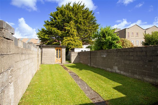Photo 11 of 21 — 115 Walkinstown Drive, Walkinstown, Dublin 12