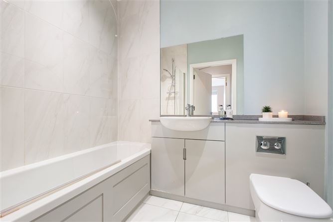 42 Crofton Hall, Hamilton Park, Castleknock, Dublin 15