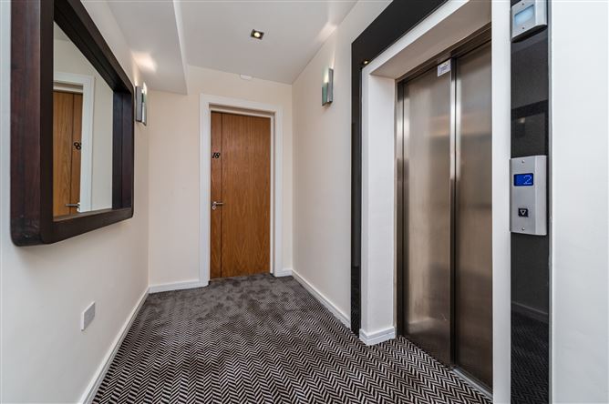 https://photos-a.propertyimages.ie/media/5/7/9/5001975/1764e2b8-f3f6-4a51-b320-c42061e8d2b6_l.jpg