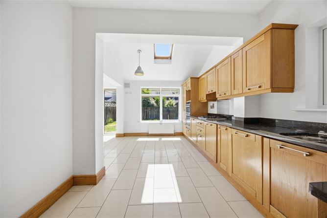 Photo 9 of 22 — 46 Castlemoyne, Balgriffin, Dublin