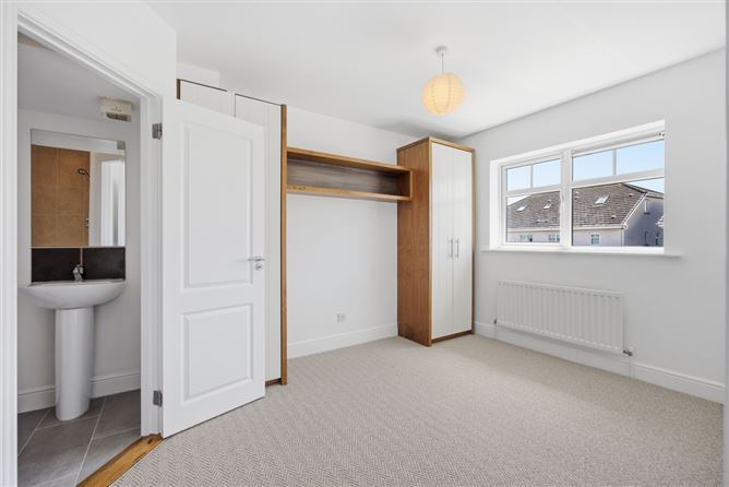 Photo 15 of 22 — 46 Castlemoyne, Balgriffin, Dublin