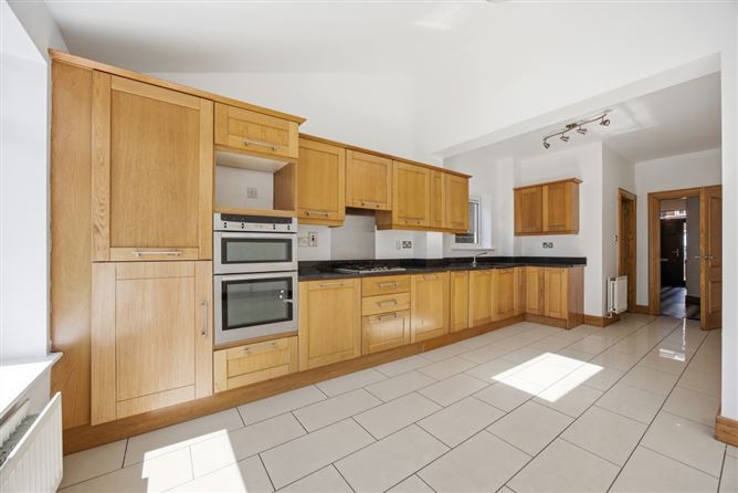 Photo 7 of 22 — 46 Castlemoyne, Balgriffin, Dublin
