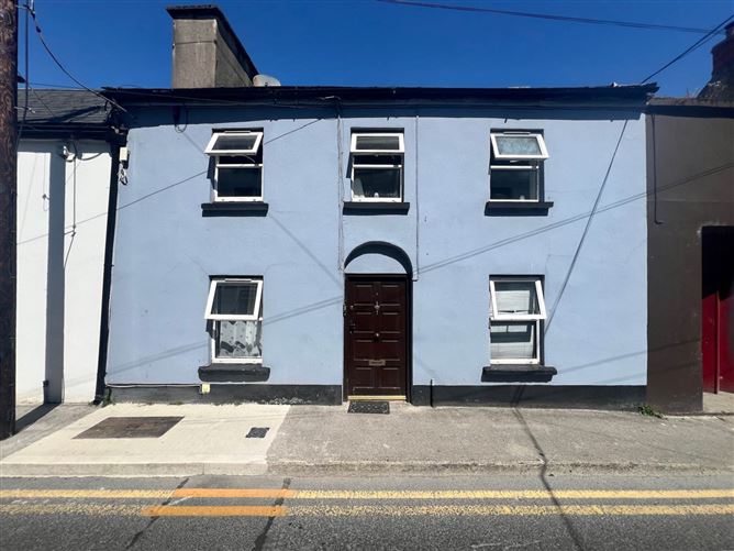 32 William Street, Clonmel, County Tipperary