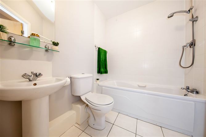Photo 16 of 19 — 15 Brent House, Clontarf, Dublin 3