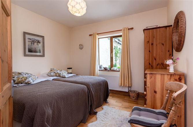 Kennedys Cottage, Cummeen Upper, Kilgarvan, Co. Kerry
