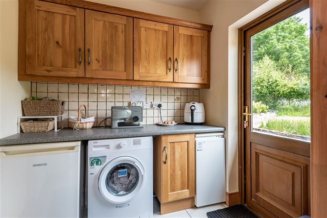 Kennedys Cottage, Cummeen Upper, Kilgarvan, Co. Kerry
