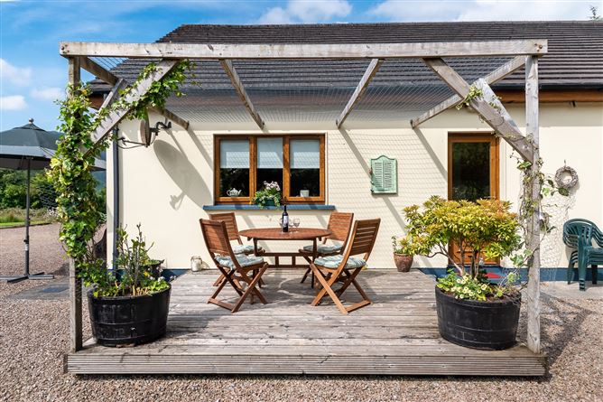 Kennedys Cottage, Cummeen Upper, Kilgarvan, Co. Kerry
