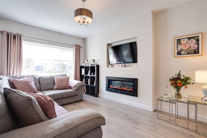 34 Woodbank, Shankill, Dublin 18