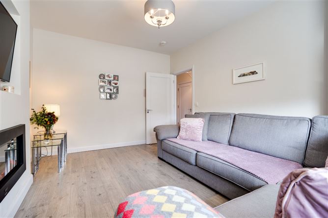 34 Woodbank, Shankill, Dublin 18