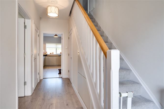 34 Woodbank, Shankill, Dublin 18