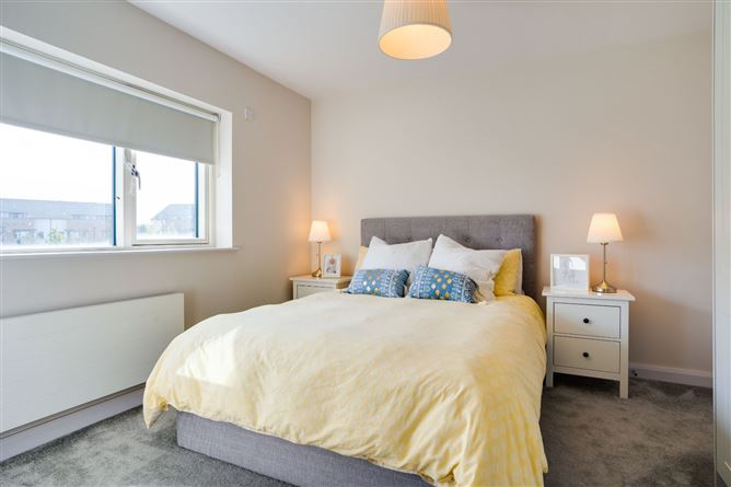 34 Woodbank, Shankill, Dublin 18