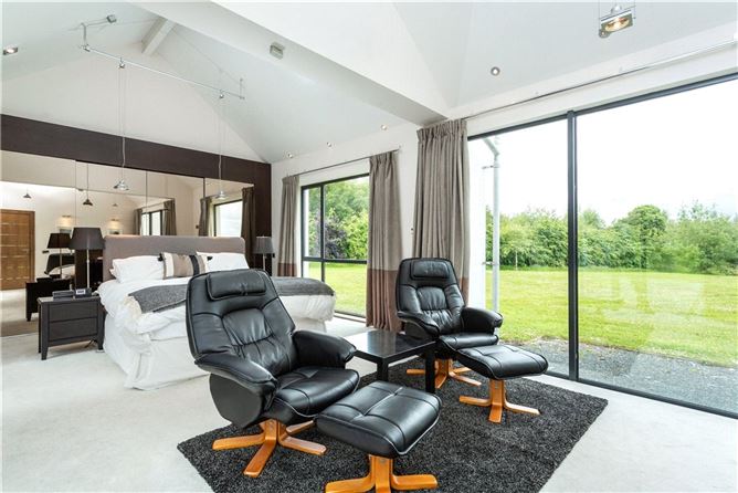 Moorfield Lodge, Aughnagaddy, Ramelton, Co. Donegal