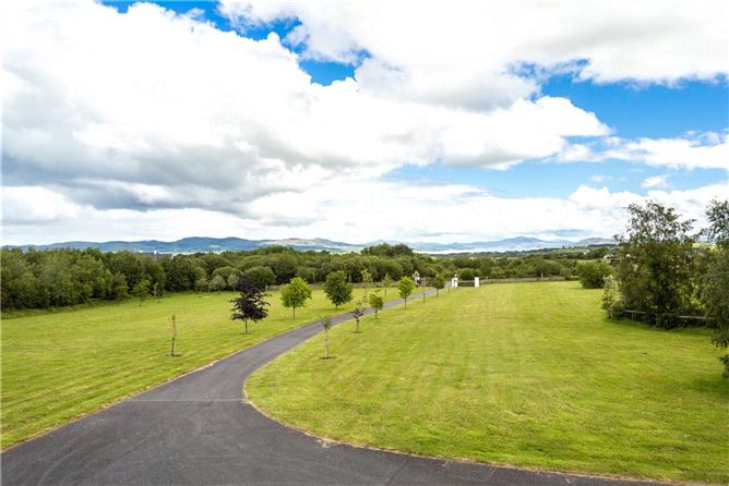 Moorfield Lodge, Aughnagaddy, Ramelton, Co. Donegal